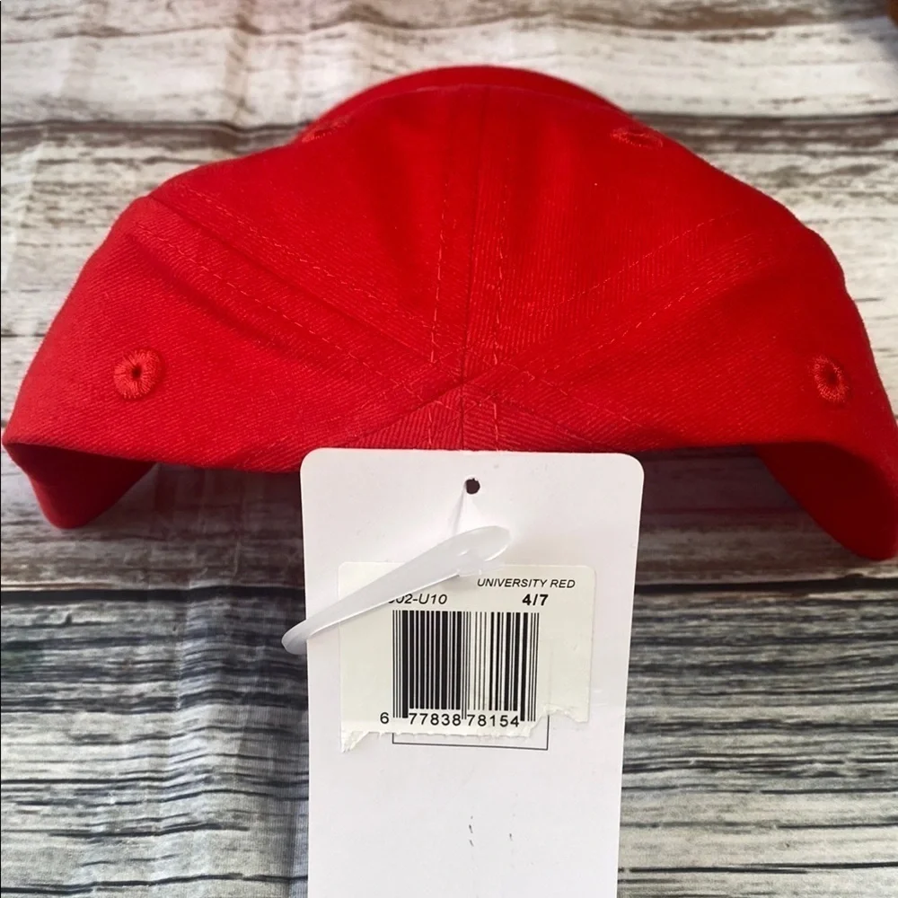 Nike Unisex Kids' Red Cap with White Logo Sz (Child 4-6)